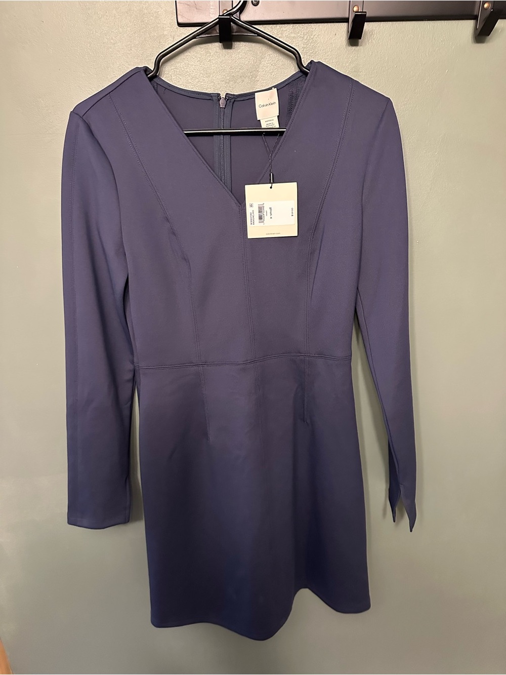 Calvin Klein Women's Long-Sleeve V-Neck Dress